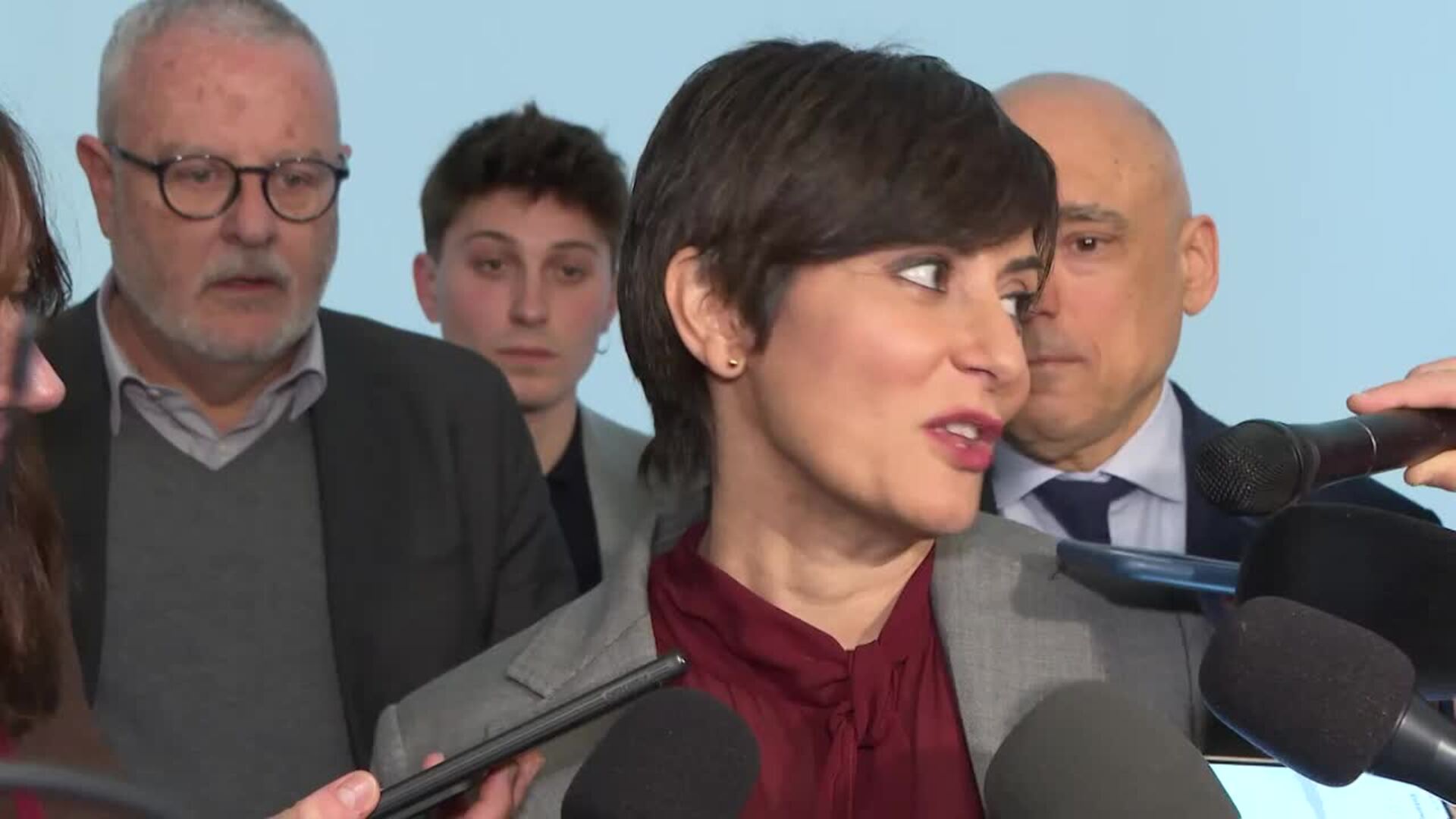 Vivienda censura el 'no' de PP, Vox y Junts a la moratoria de desahucios