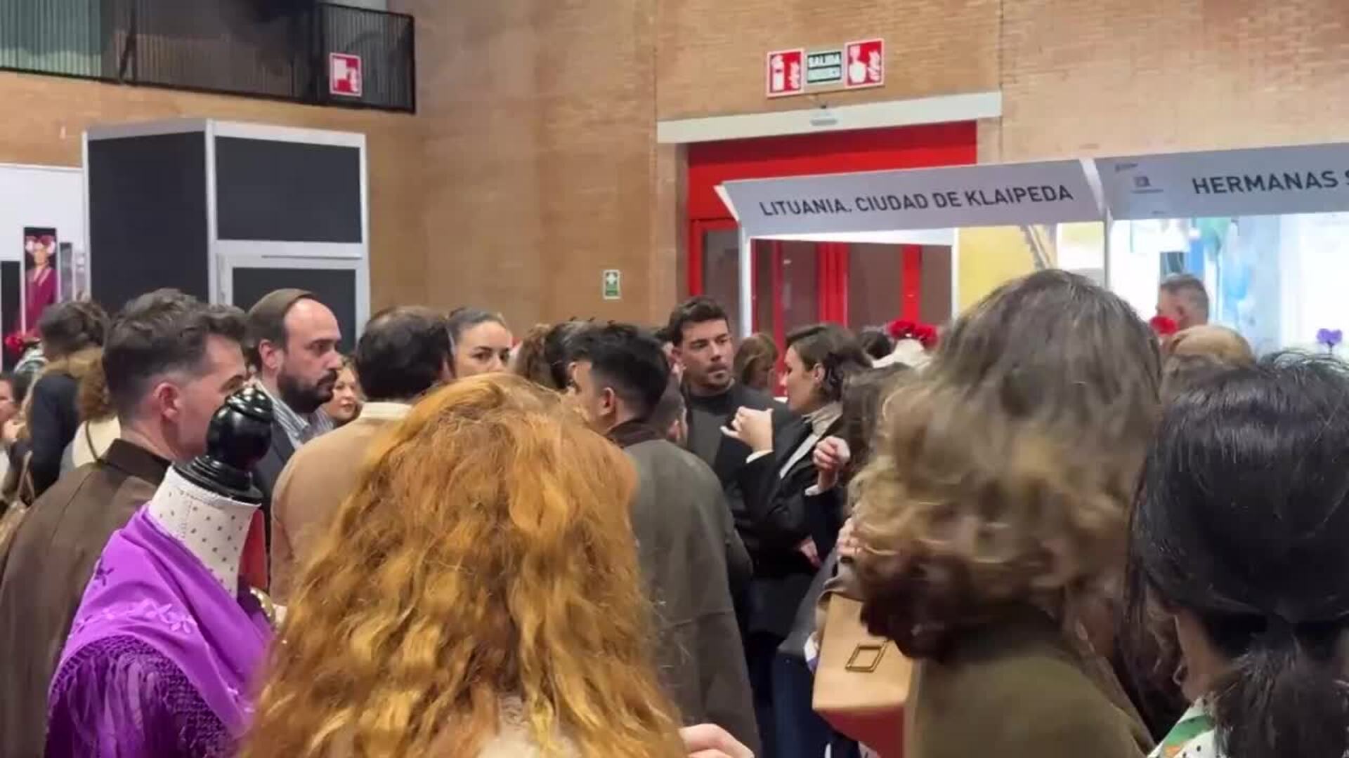 Jessica Bueno y su nuevo novio dan rienda a su pasión en su debut 'oficial' como pareja