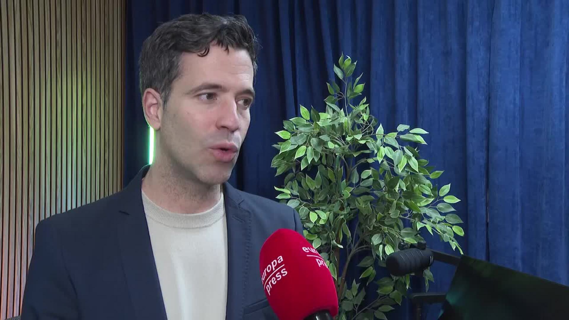 Periodista venezolano ve con "esperanza" la amnistía pero con "cautela"