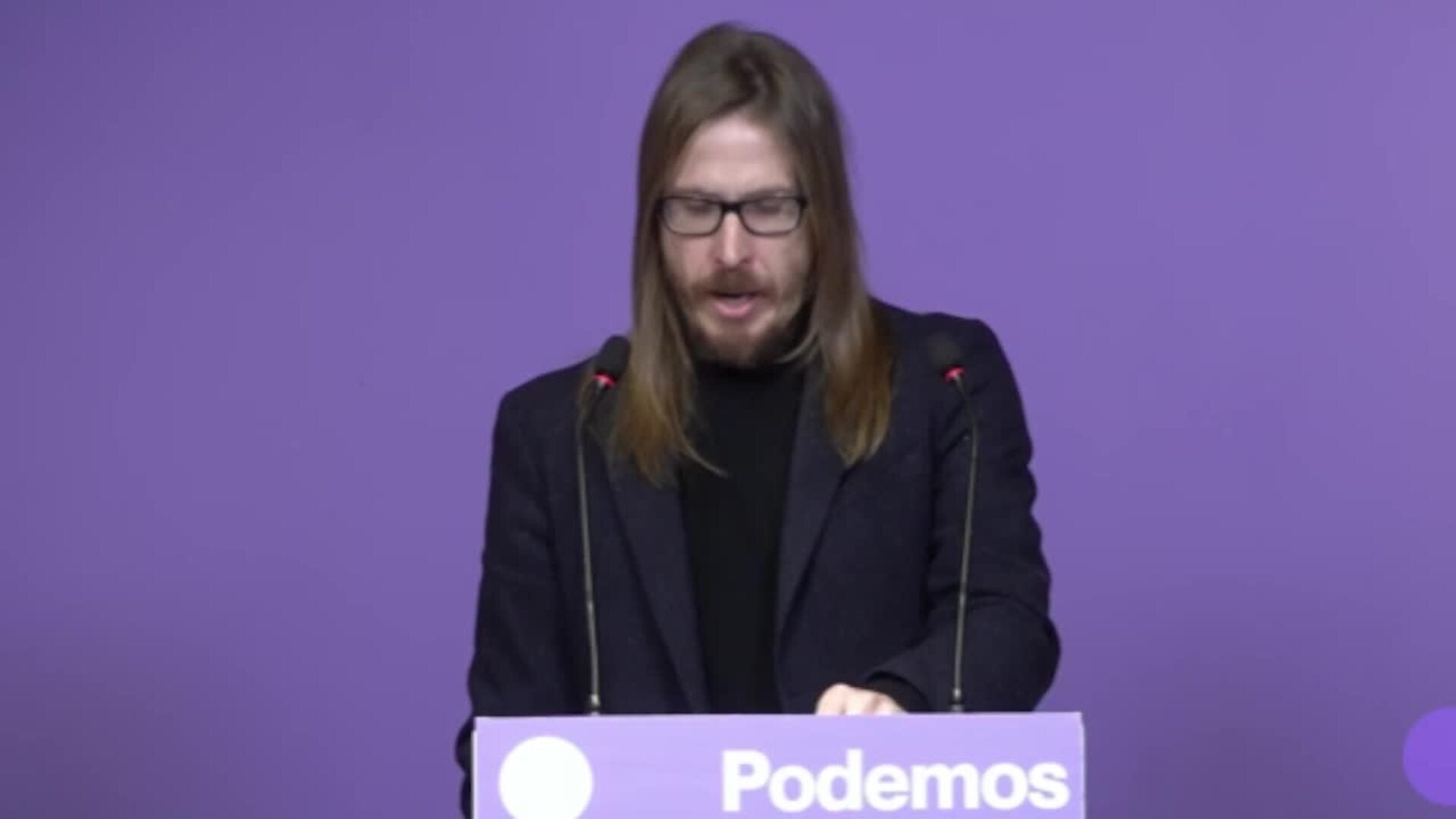 Podemos eleva sus requisitos y propone acabar con los CIE