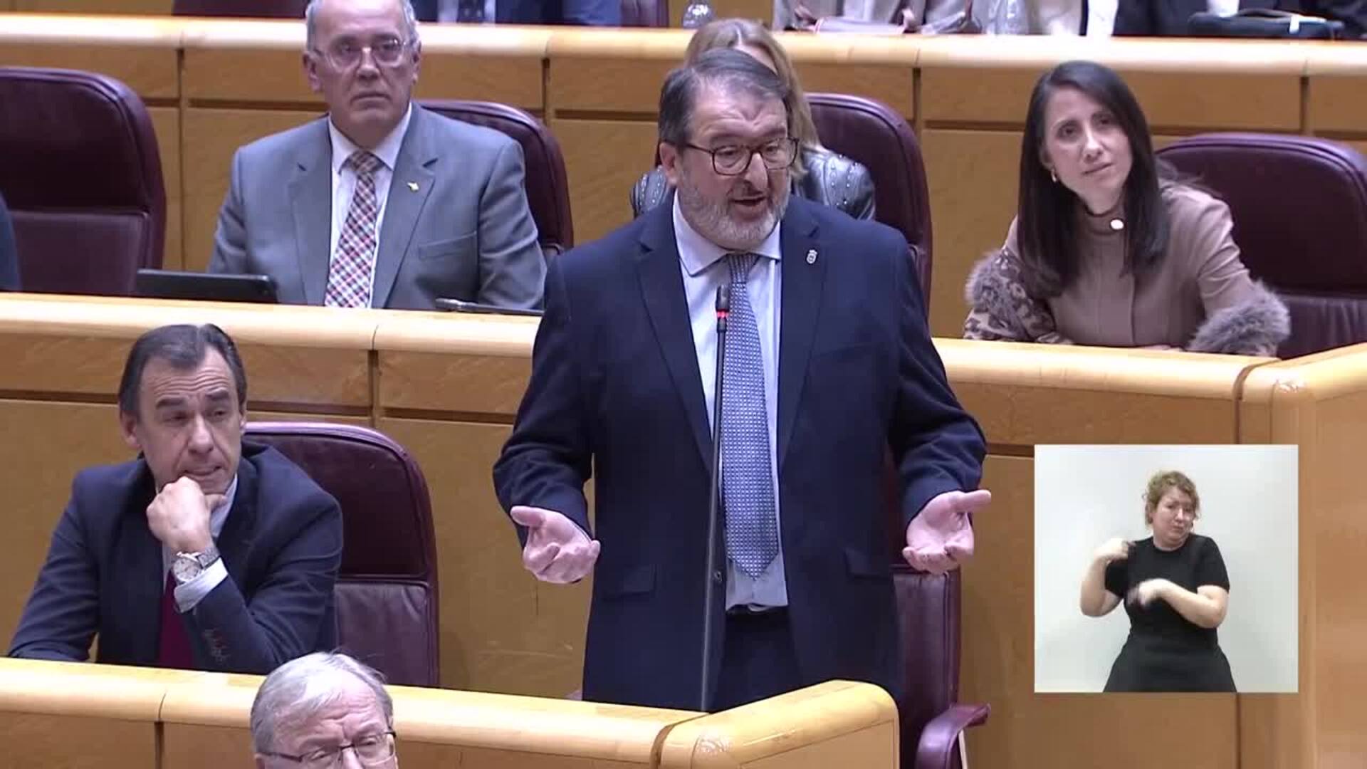 Rego defiende que menores no asistan a corridas de toros, medida que el PP tacha de "cacicada"