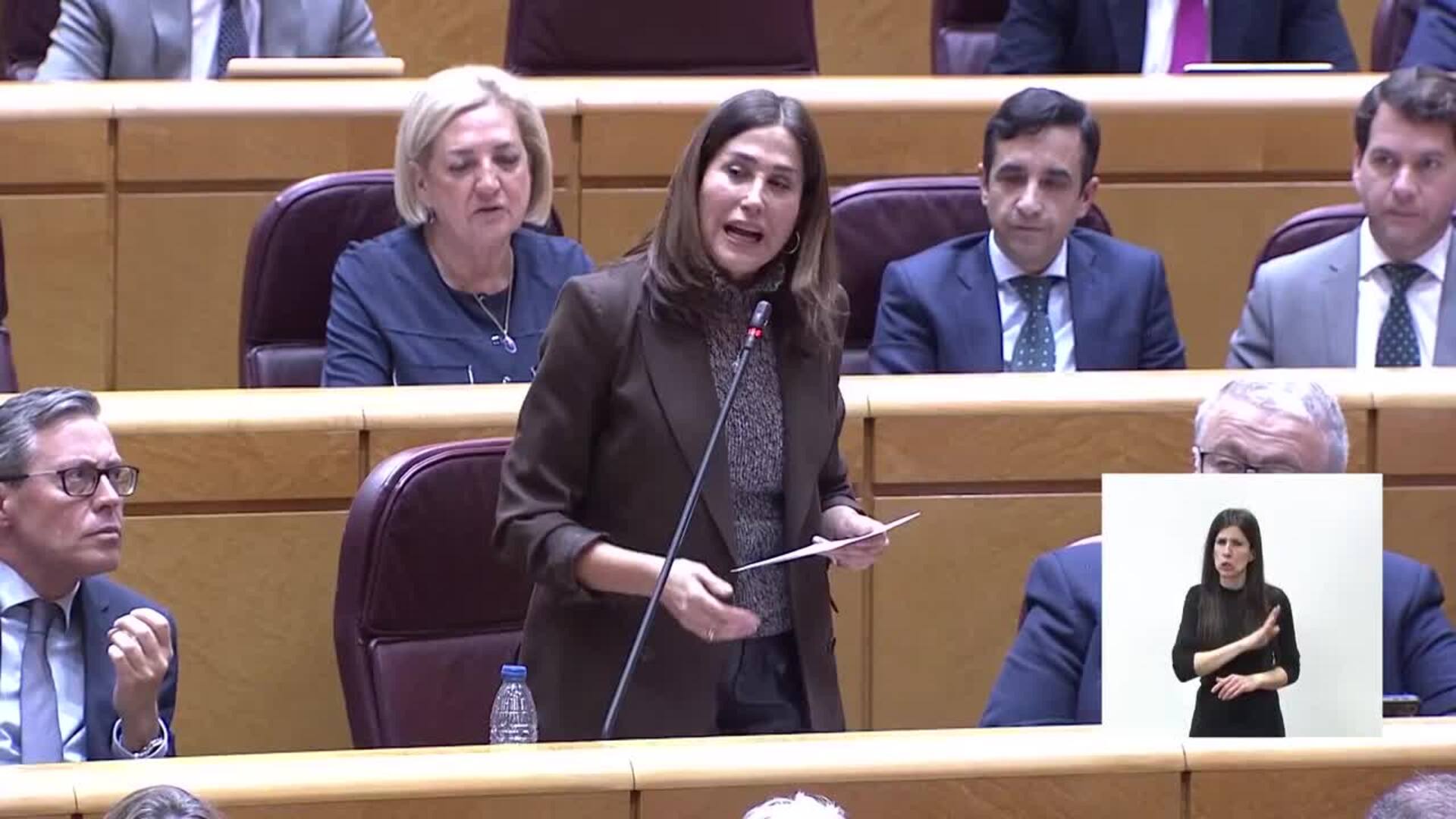 El PP tilda de "errática" la política educativa y Tolón afirma que el sector quiere que avancen