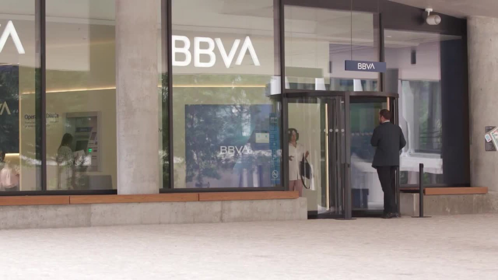 BBVA cierra 2025 con un "beneficio récord" de 10.511 millones, un 4,5% más