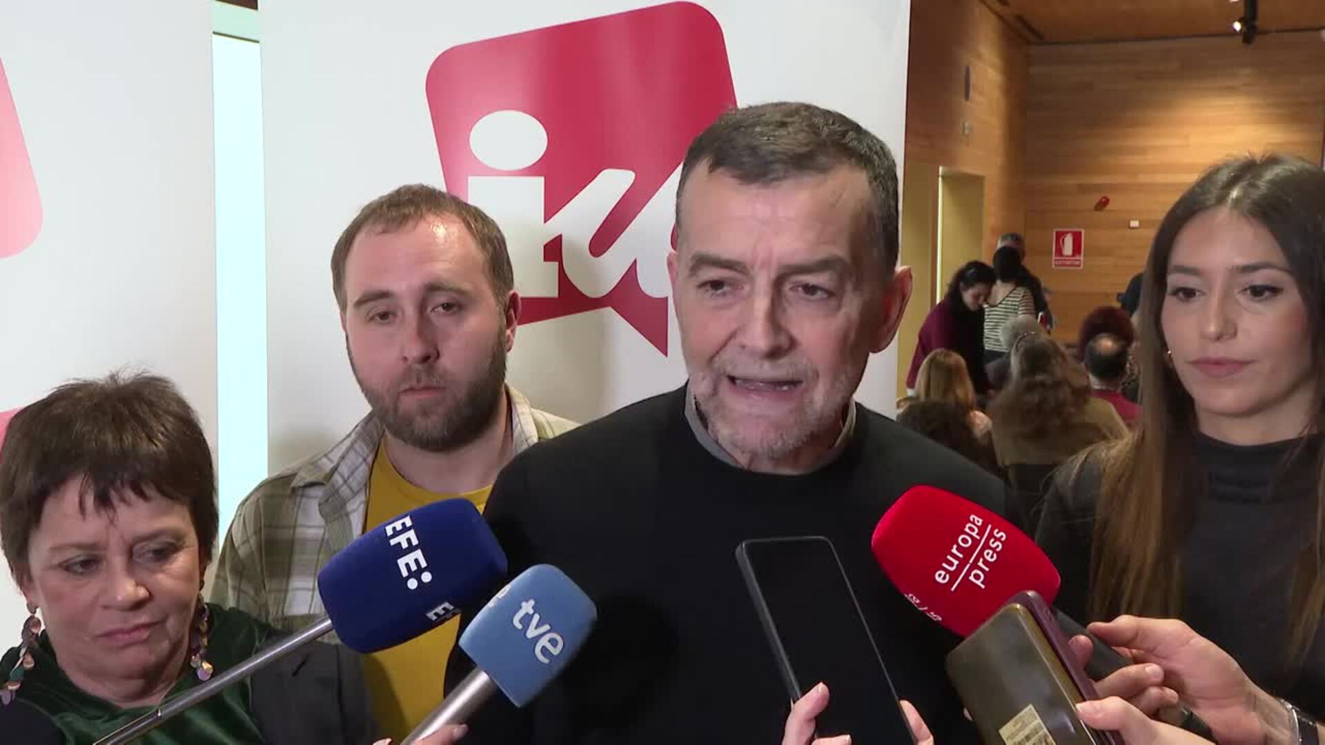 Maíllo (IU) llama hipócrita a Feijóo en el caso de Móstoles en el que ve al PP "desnortado"