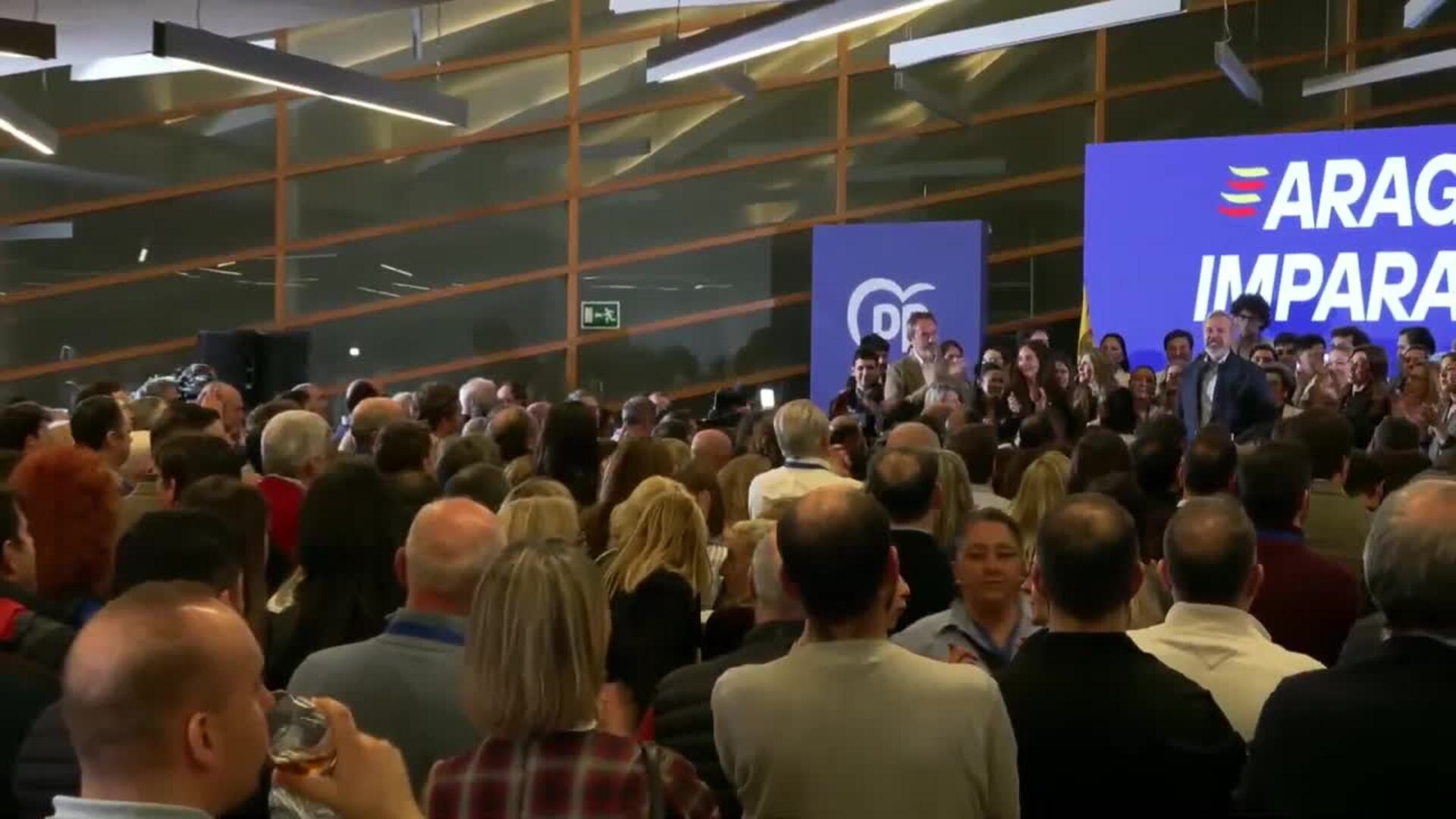 Azcón celebra haber ganado a un PSOE "con el peor resultado de su historia"