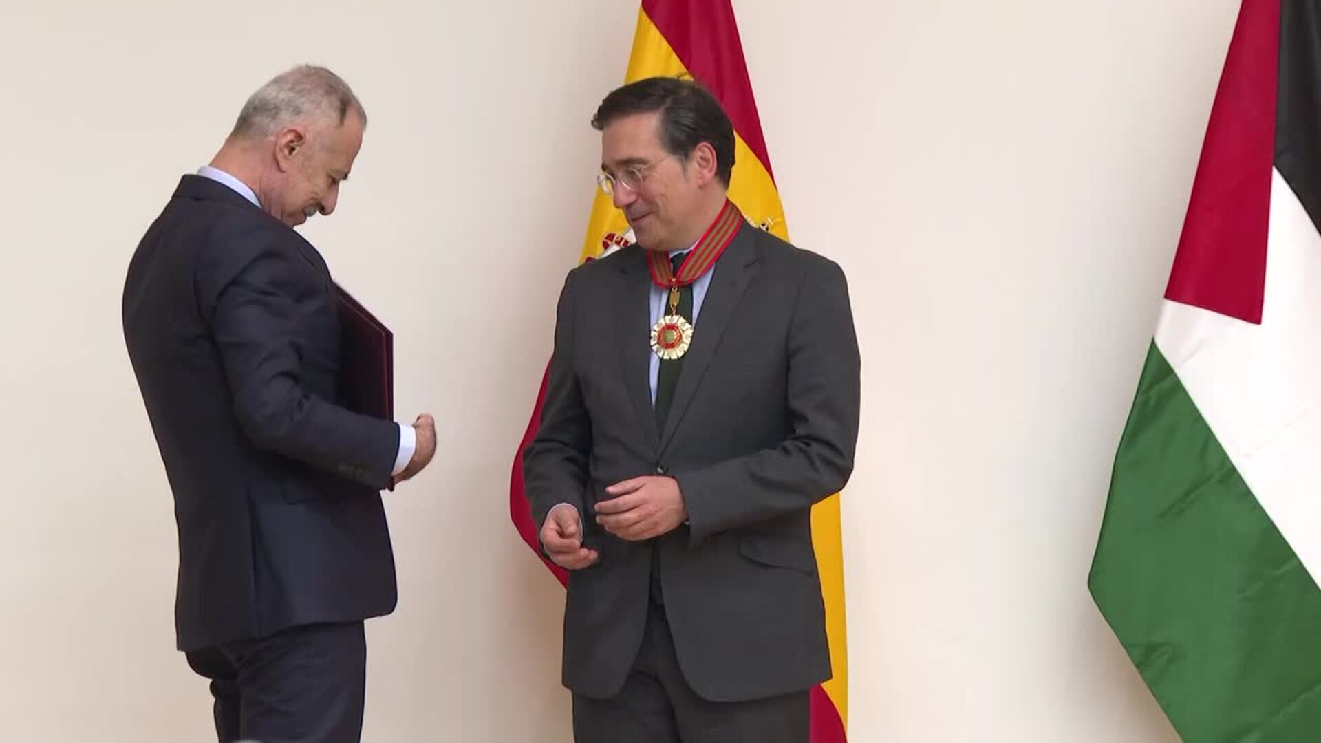 Albares recalca que España no permitirá la "partición de facto" de Palestina