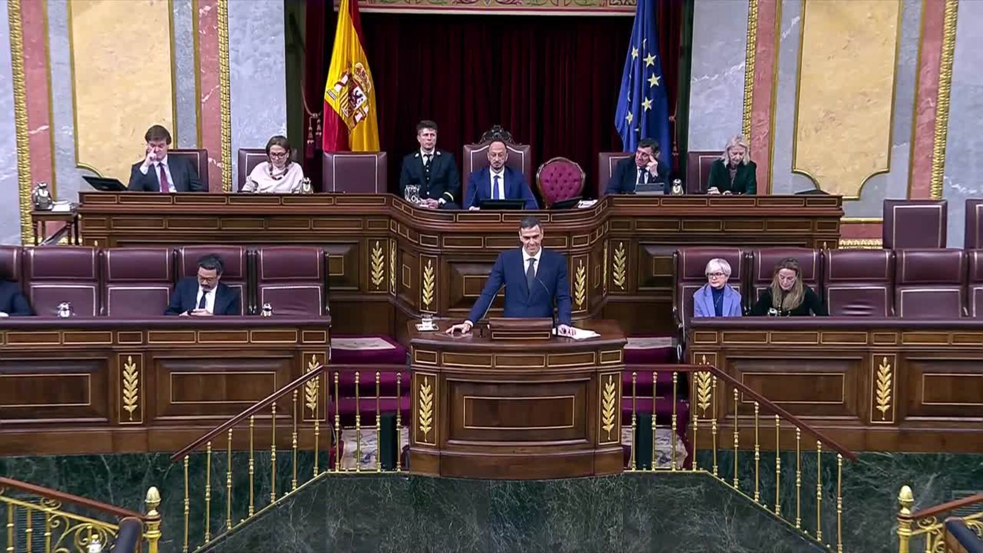 Sánchez reprocha a Abascal ser "torquemada" de la corrupción cuando cobra un sueldo opaco