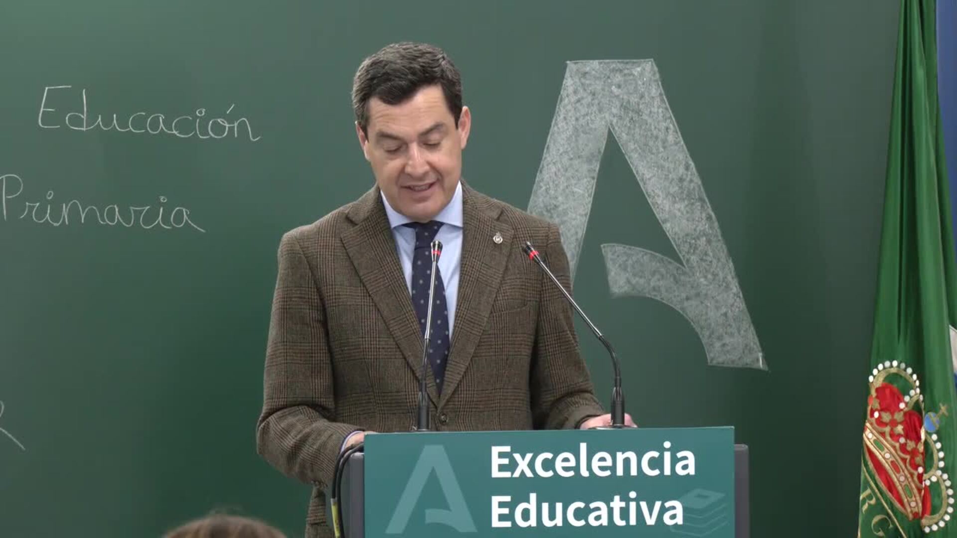 Moreno inaugura el CEIP Bahía de Almerimar en El Ejido (Almería) tras años de espera