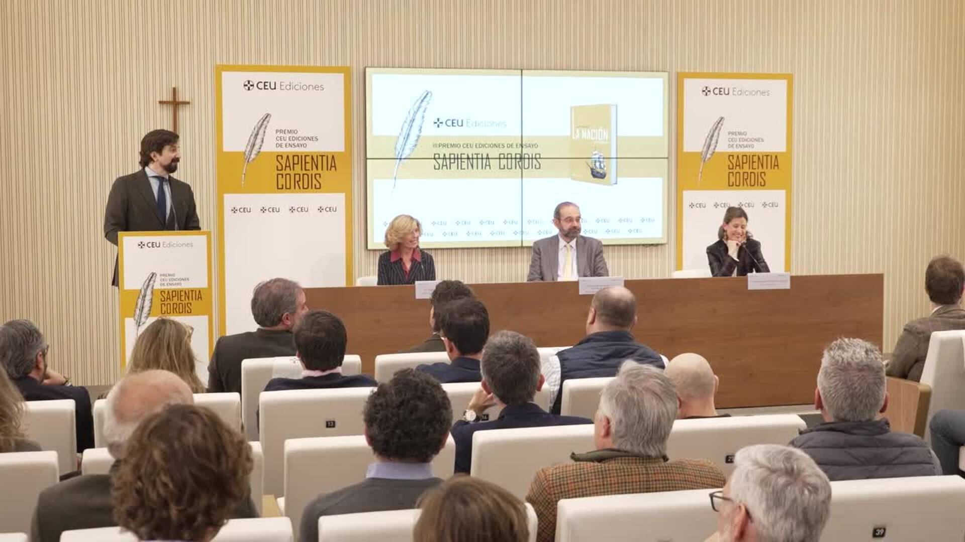 Rafael Núñez Huesca gana el premio Sapientia Cordis por 'La nación sin autoestima'