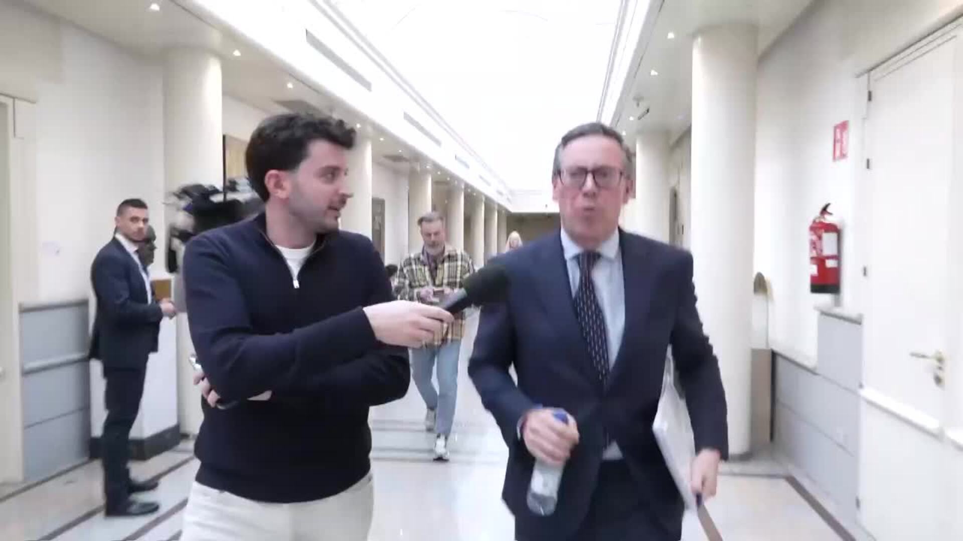 Serrano apela a la "normalidad" tras el cese de consejero de Educación en Madrid