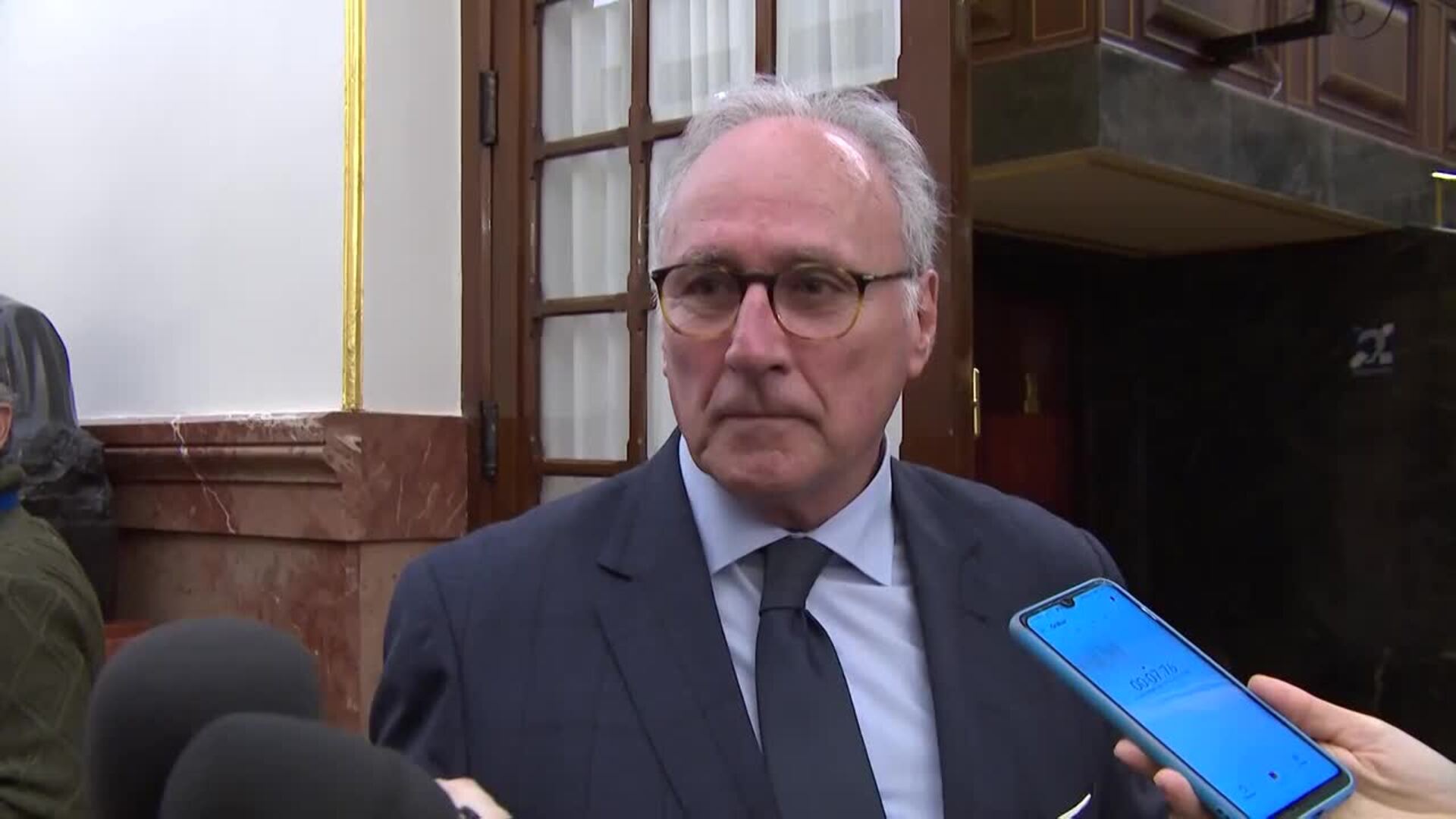 Vox afirma que sus cuentas "no se aprueban en Whatsapp": "Se pasa y se aprueban en la reunión"