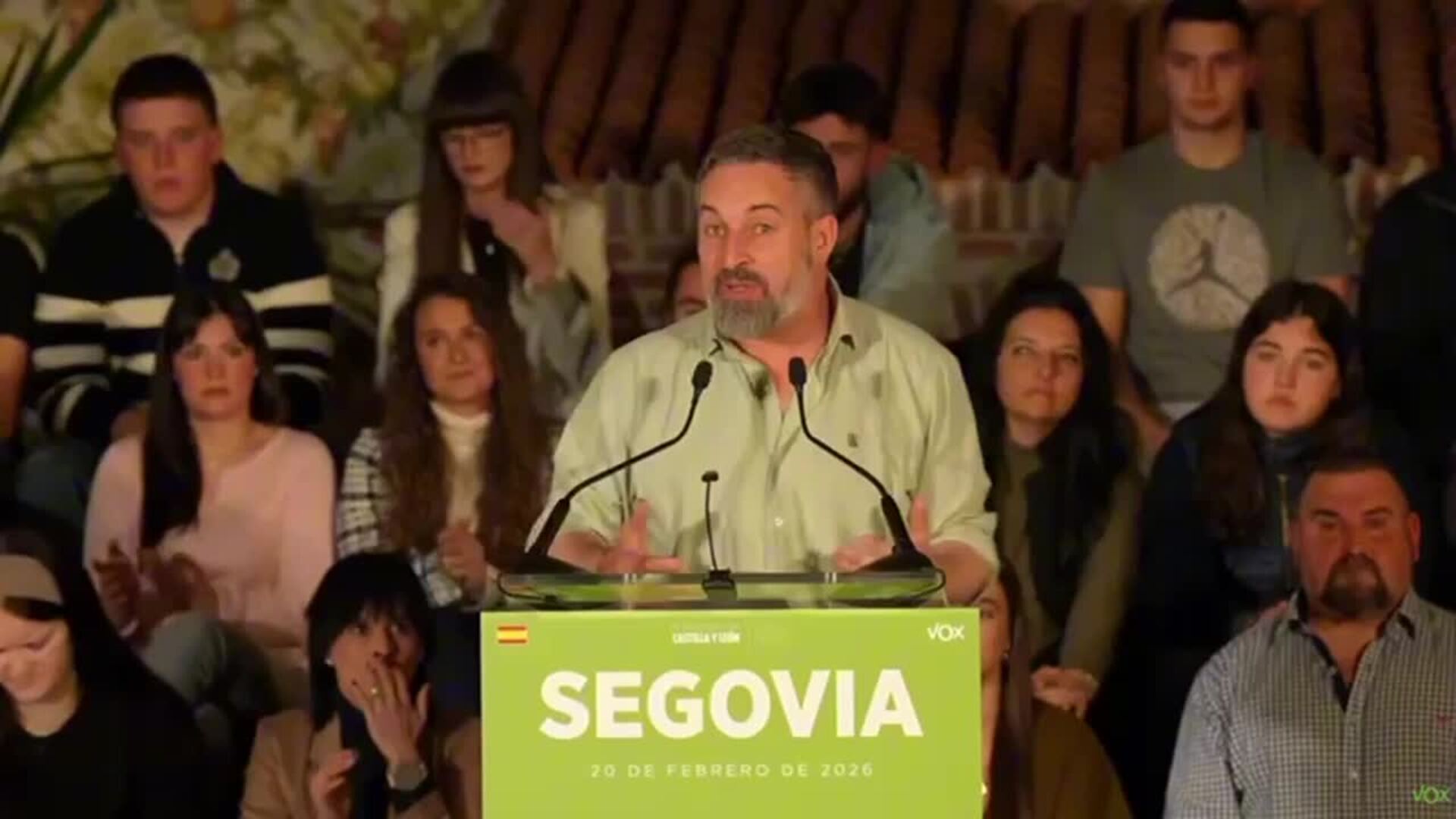 Abascal al PP: "Deben pedir perdón y dejar paso"