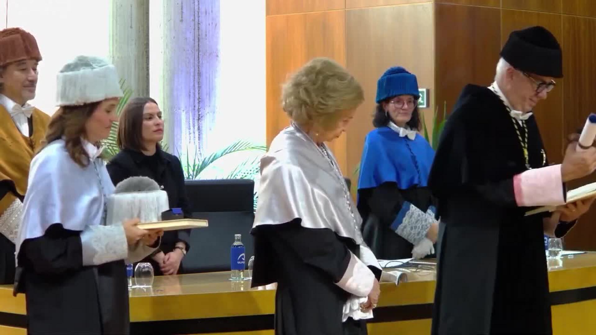 La Reina Sofía es investida Doctora Honoris Causa por la Universidad de Las Palmas