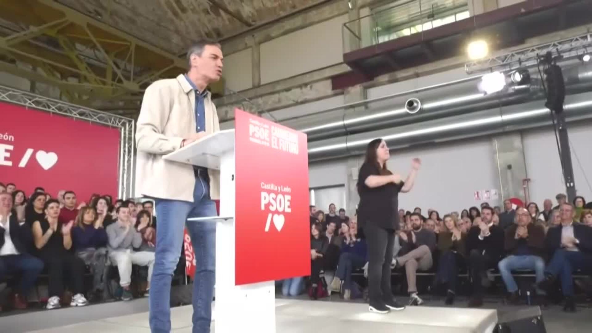 Sánchez reitera que España va como nunca y que merece la pena seguir "hasta 2027 y más allá"