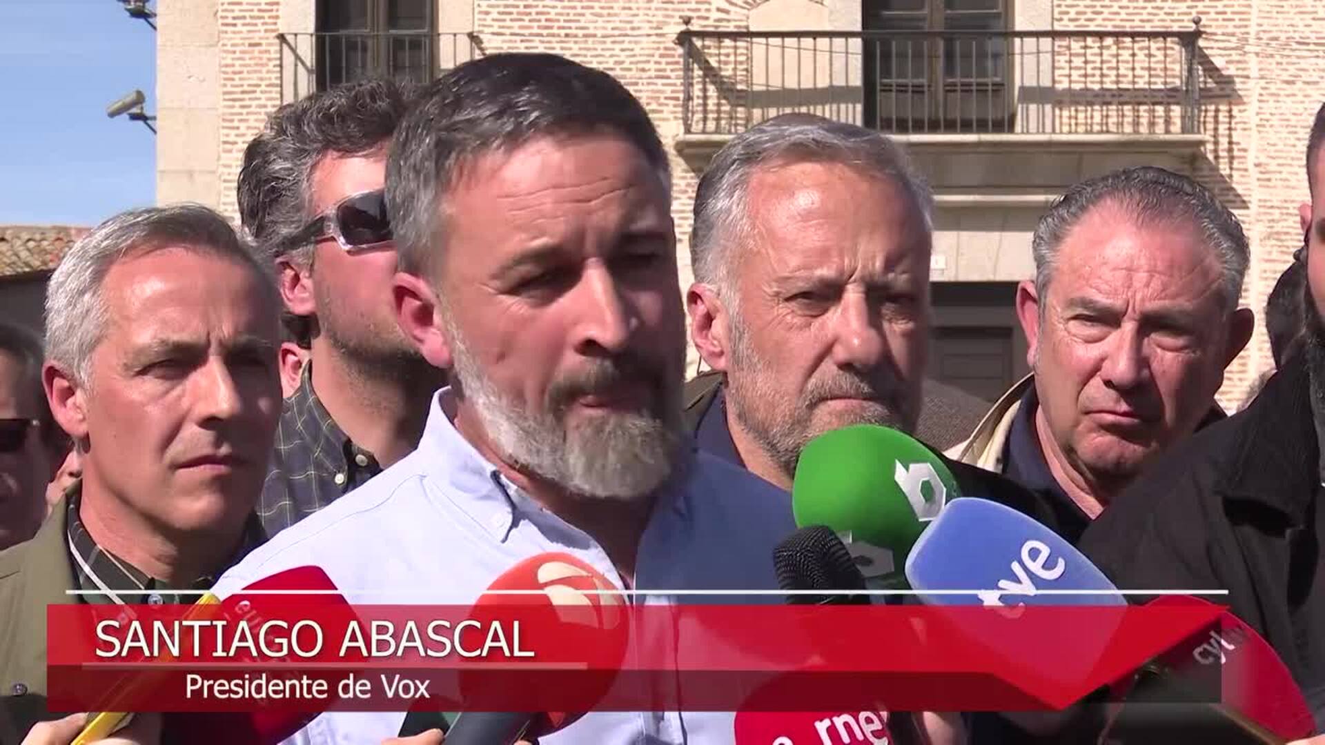 Las formaciones políticas reaccionan al anuncio de Sánchez de desclasificar archivos del 23F