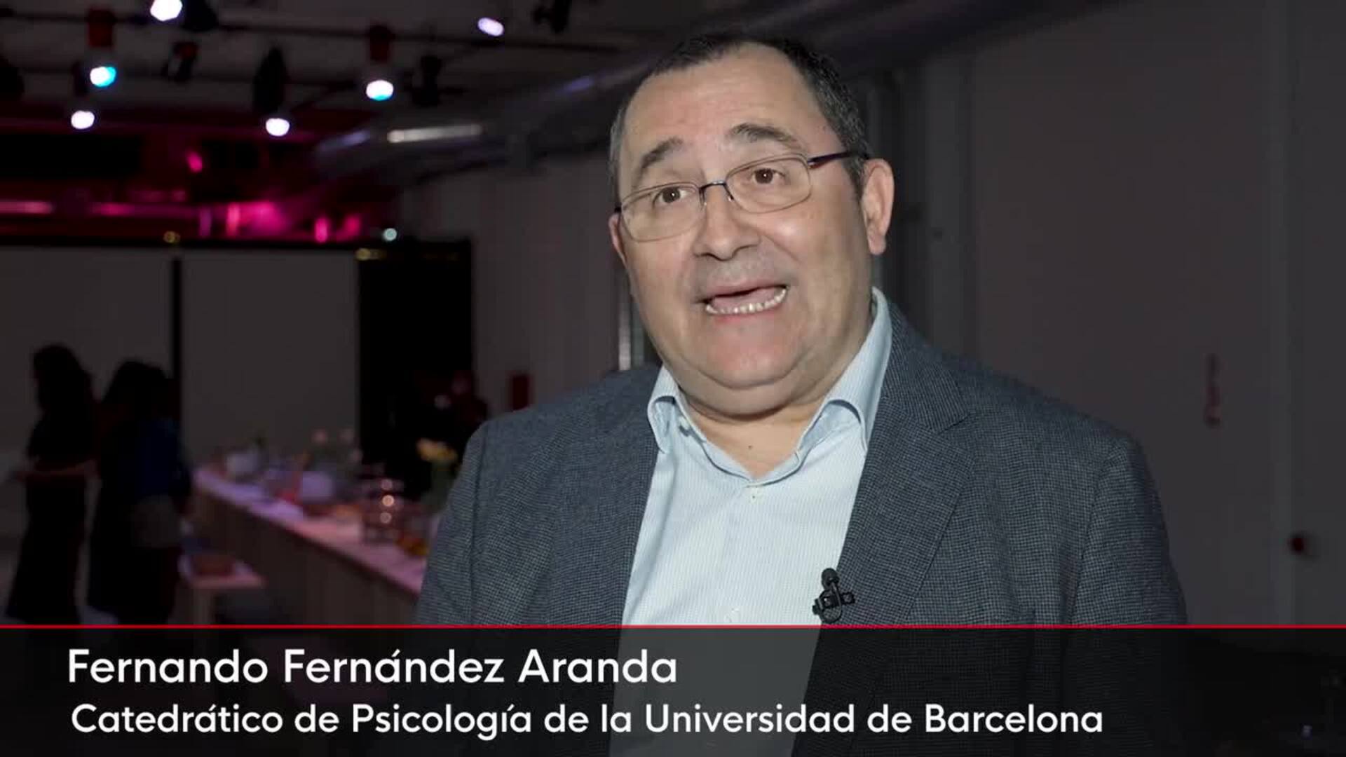 Comer comida casera en compañía y sin pantallas: el escenario óptimo para nuestro cerebro