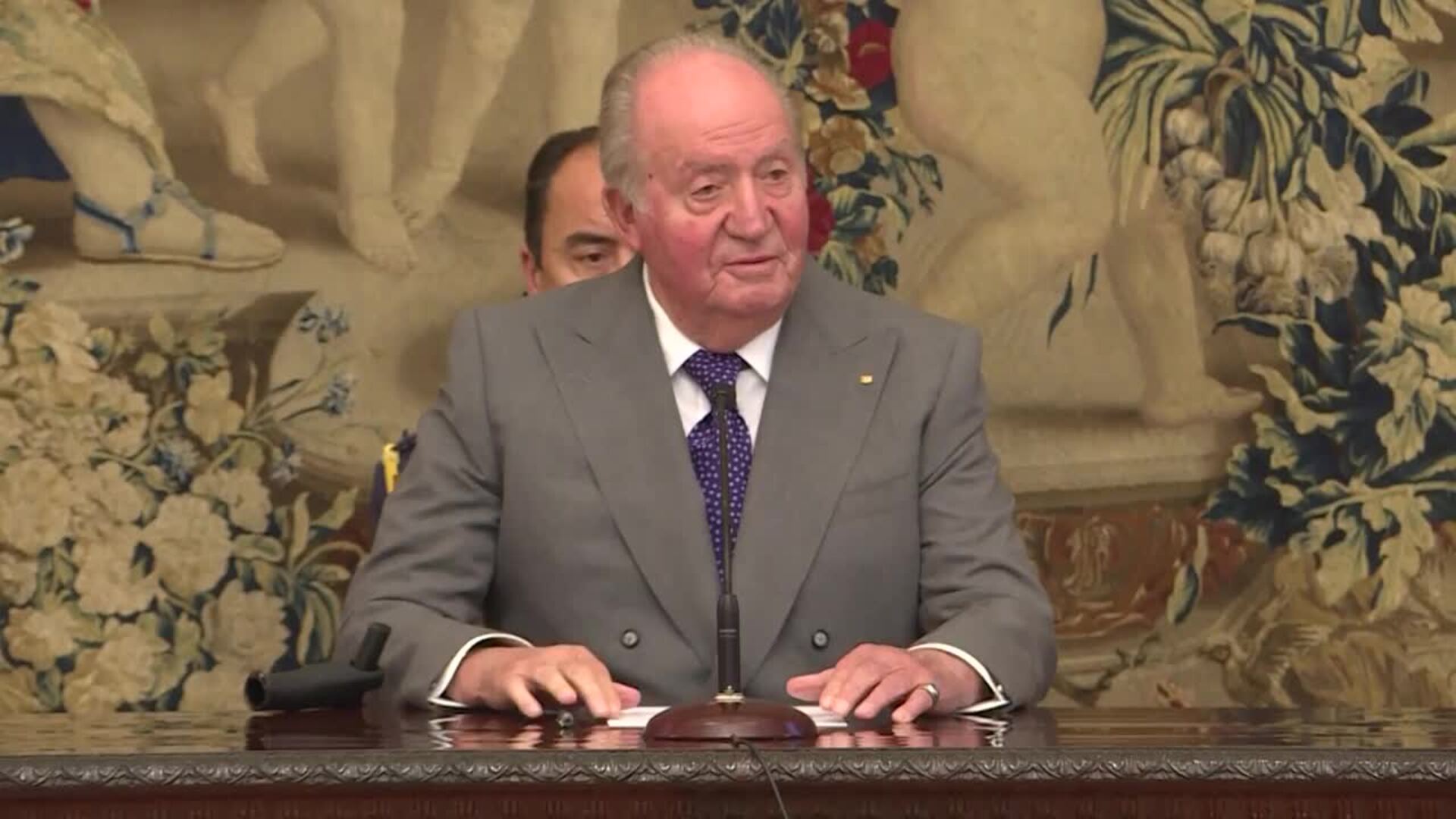 Zarzuela dice que es una "decisión personal" del rey emérito si regresa a España