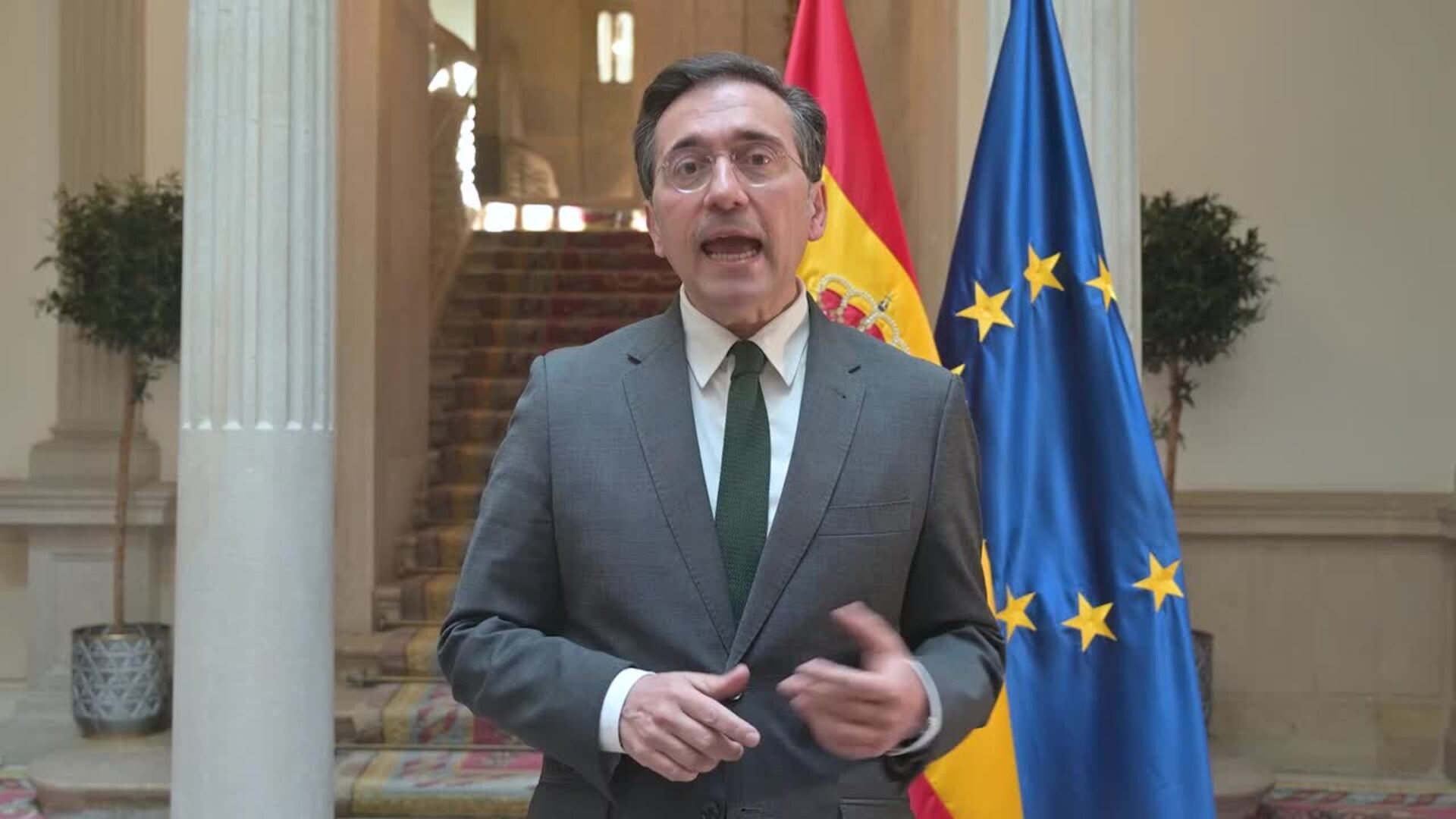 Albares confirma que no hay muertos ni heridos españoles en los bombardeos en Oriente Próximo