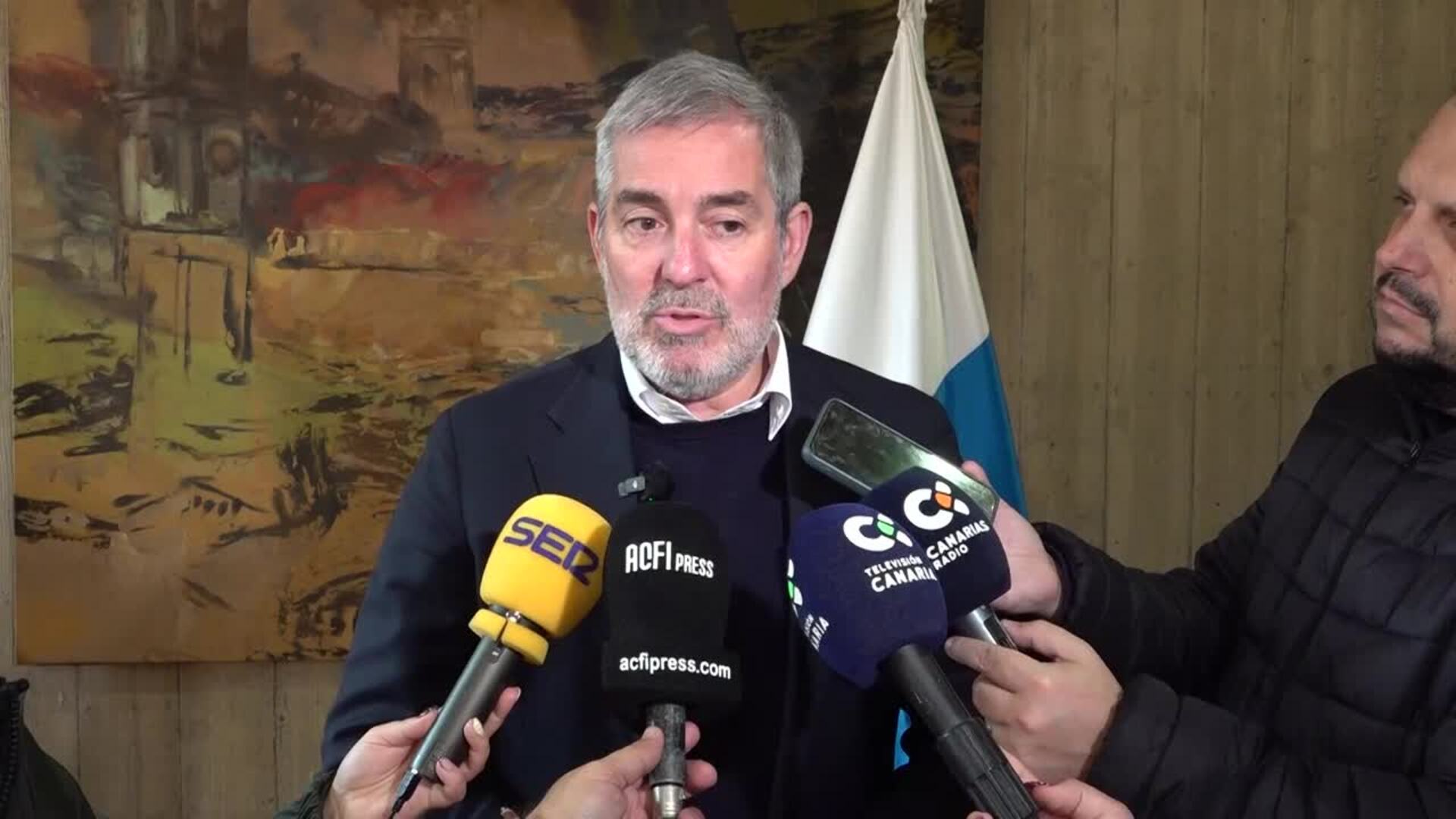 Clavijo comparte el "no a la guerra" pero pide una comparecencia de Pedro Sánchez