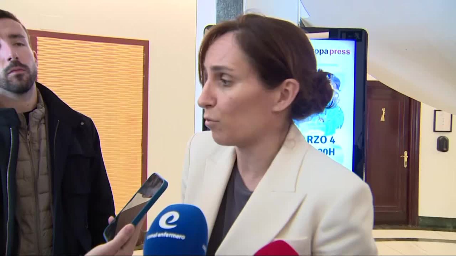 Mónica García afirma que "si gobernara el PP estaríamos en un rancho junto a Trump"