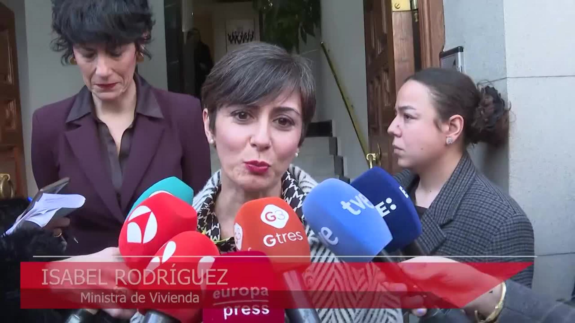 La Reina Letizia, Joaquín Prat o Manel Fuentes: así está siendo el adiós a Fernando Ónega