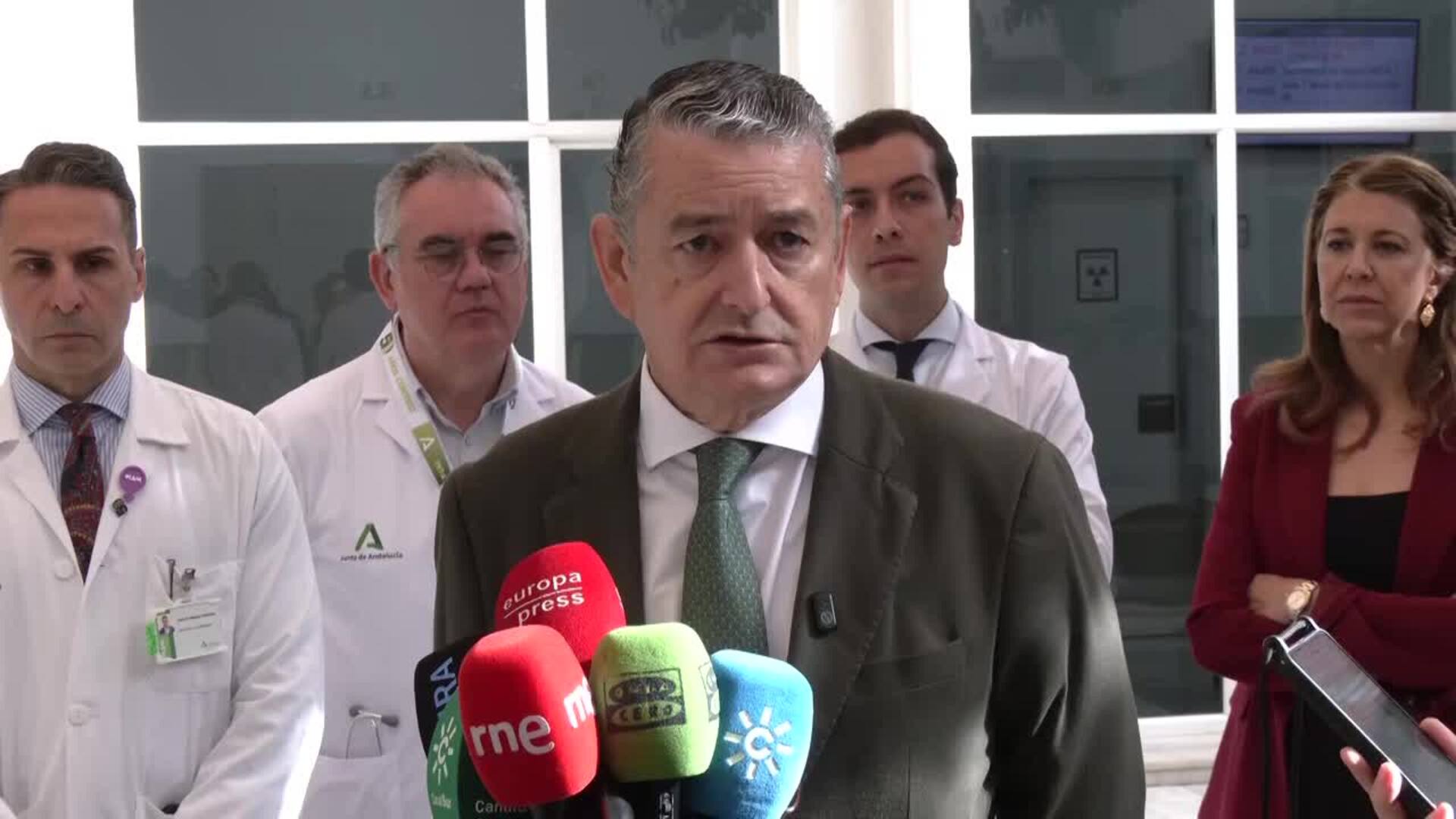 Sanz asegura toma de decisiones en el Clínico de Málaga ante periodo de alta frecuentación