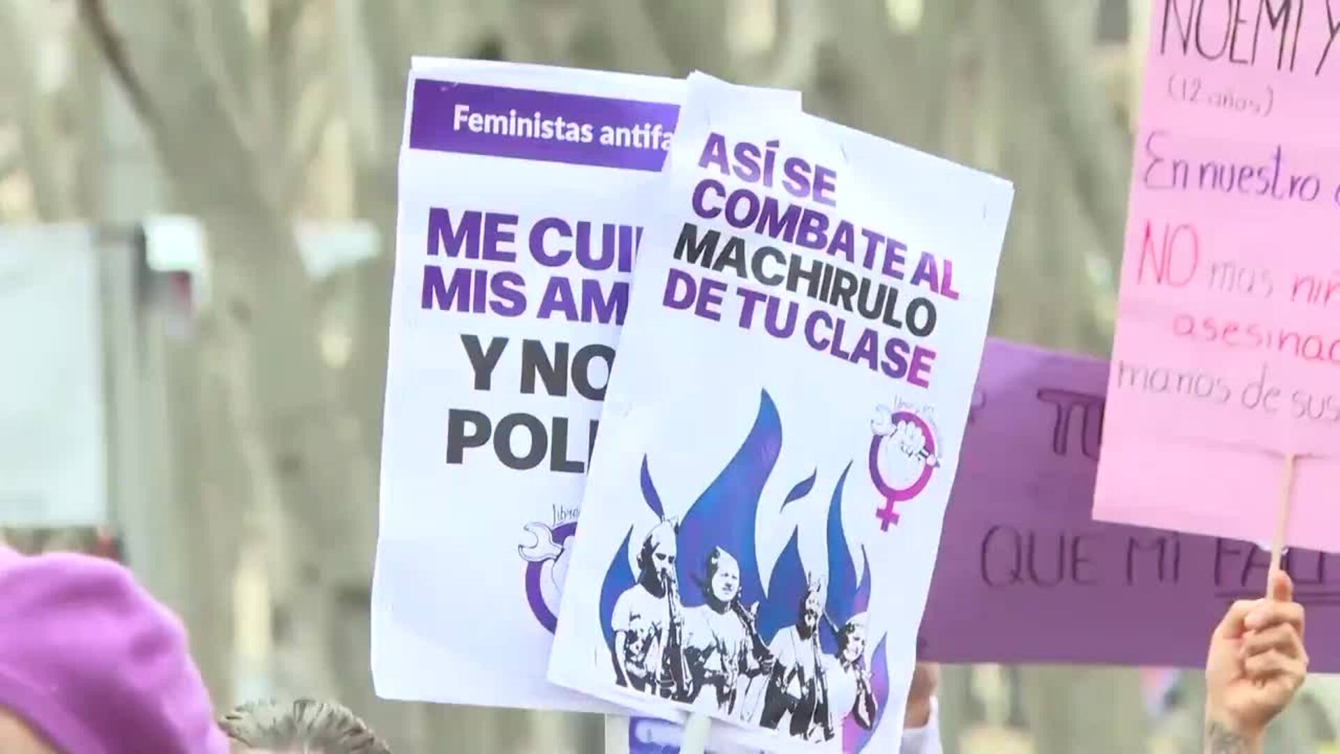 Miles de mujeres marchan en Madrid con la Comisión 8M contra el patriarcado, fascismo y guerra