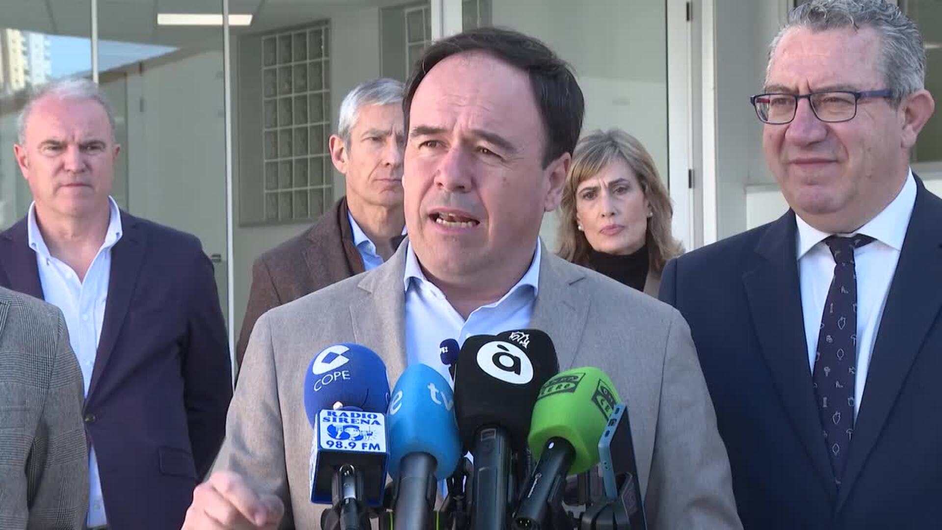 Llorca recalca que en Extremadura y Aragón los votantes "han elegido un gobierno de derechas"