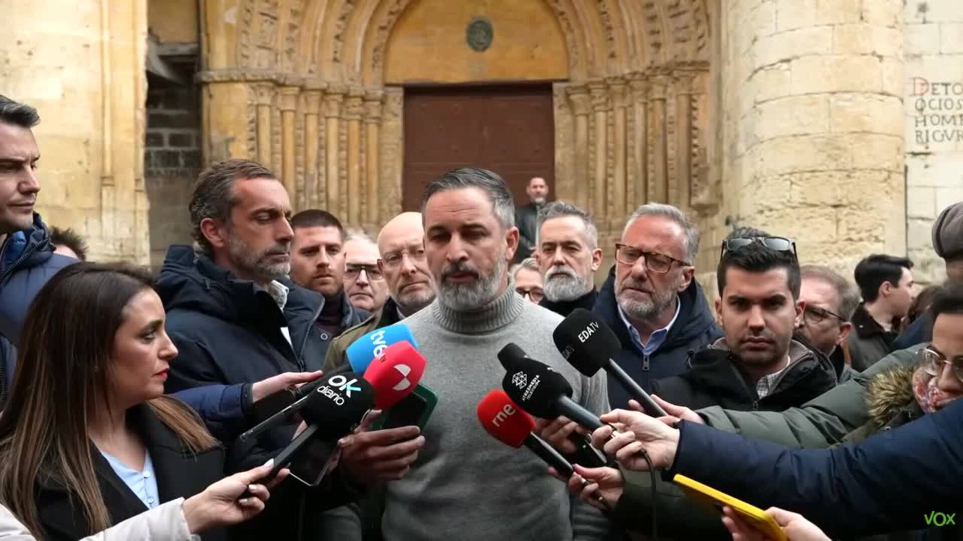 Abascal rechaza "cualquier interlocución" con un Gobierno en "estado terminal"