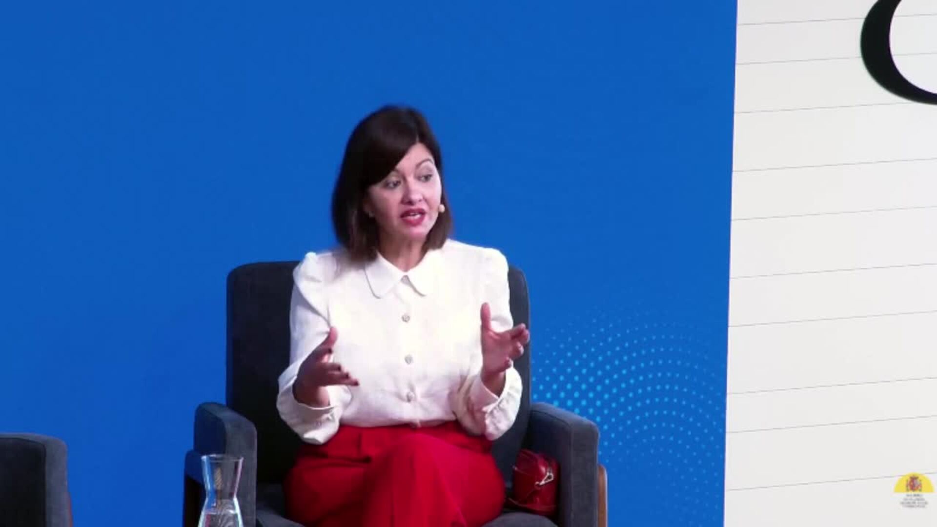 Sira Rego asegura que "hay caudillos digitales a costa de la explotación infantil"