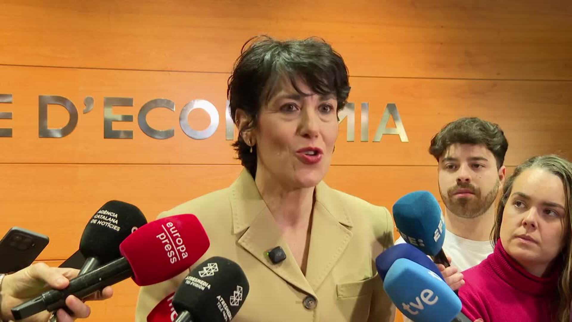 Saiz defiende la legitimidad económica de la regularización porque la economía sumergida "daña"