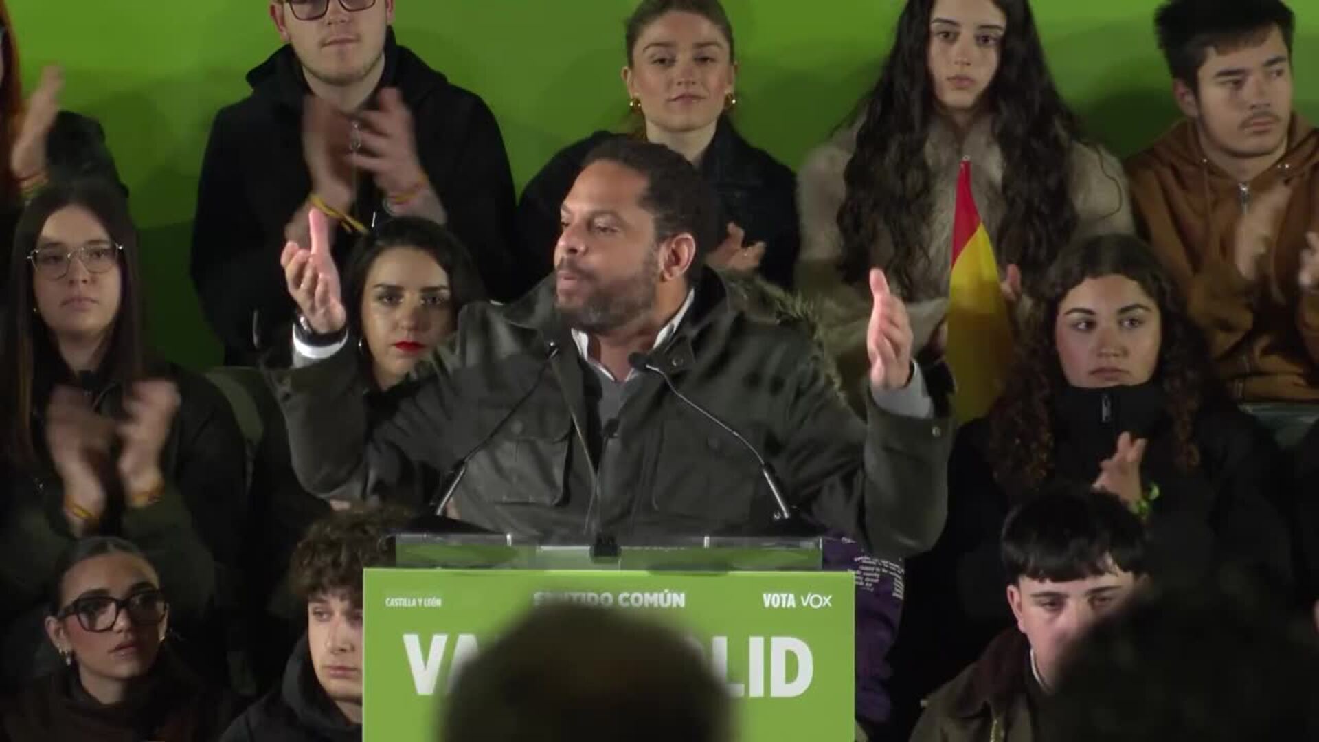 Garriga advierte a PP y PSOE de que VOX "va a lanzar a mar sus políticas"