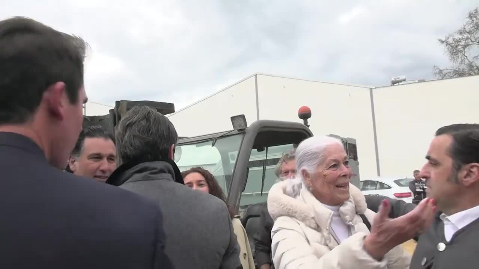 Teresa Rivera se vuelca con su hijo Canales y se aleja de las polémicas de Kiko Rivera