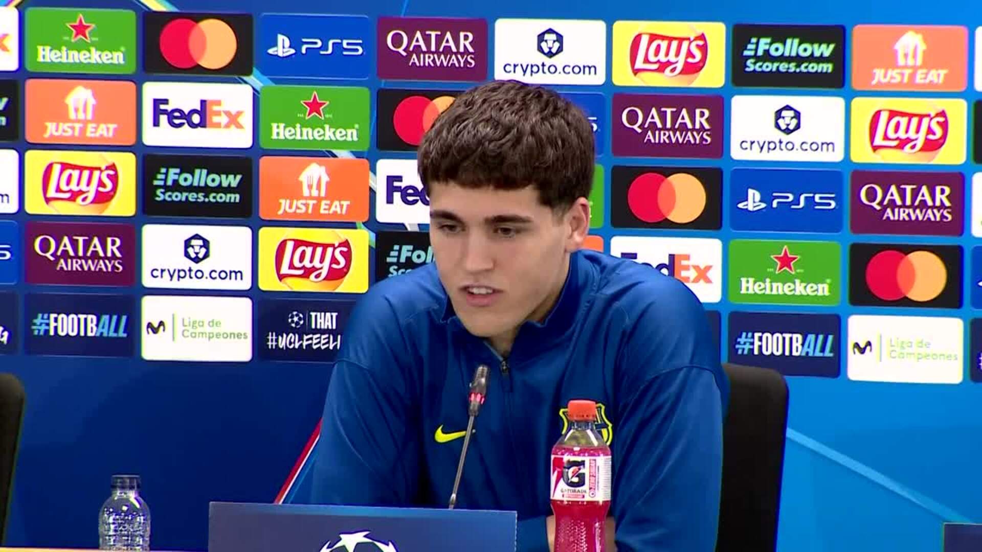 Pau Cubarsí: "Debemos pasar la eliminatoria sí o sí"