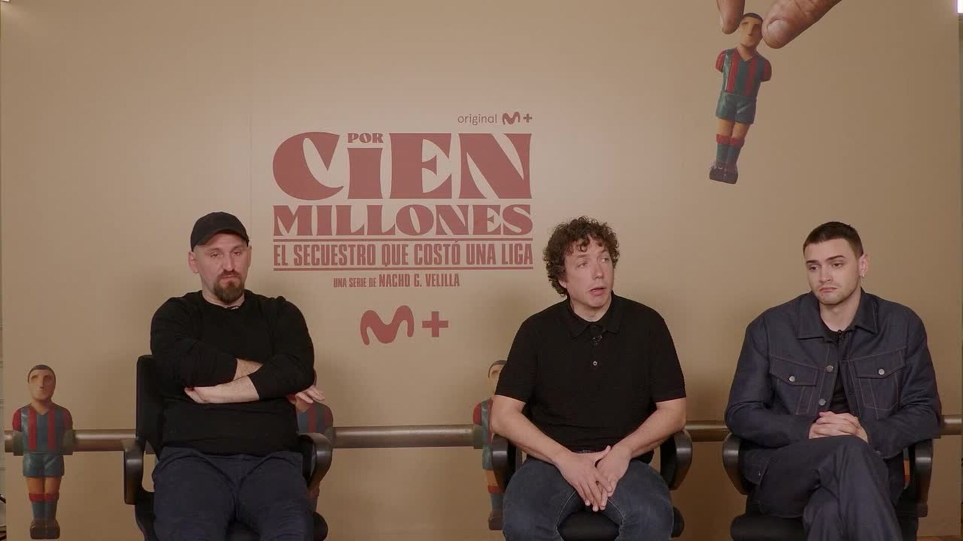 Raúl Arévalo apoya el 'No a la guerra' de Javier Bardem en los Oscar