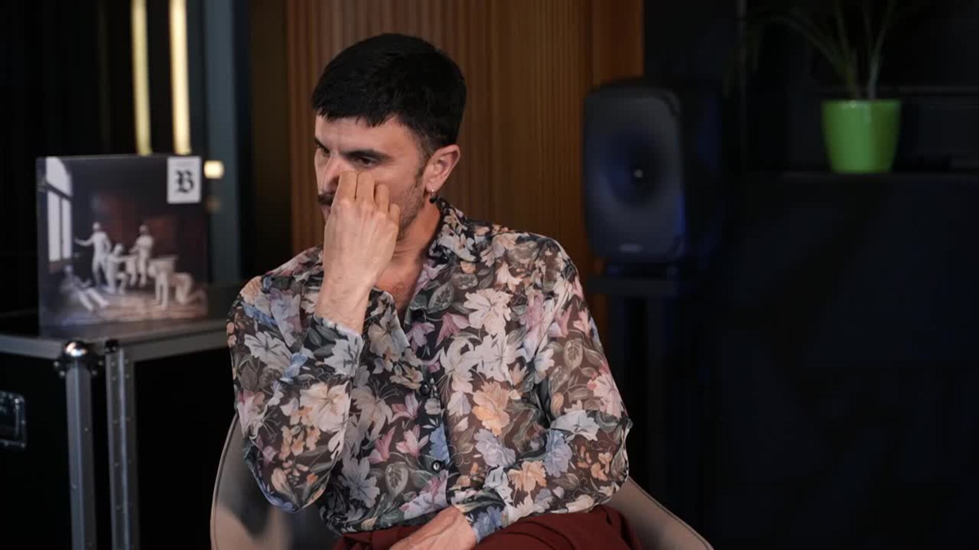 Rodrigo Cuevas publica: "No tenemos que esperar a que la oficialidad salve la lengua"