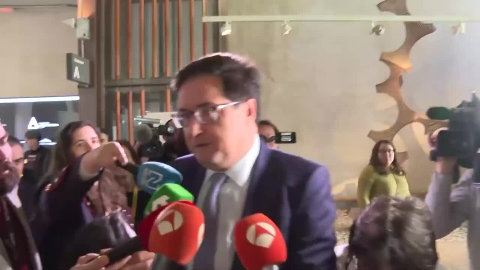 Óscar López ve "extraordinario" que Cuerpo se convierta en vicepresidente primero