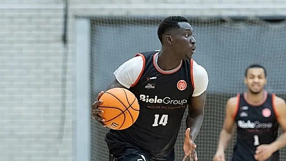 El Cáceres cierra su plantilla con el pívot Thierry Sagna