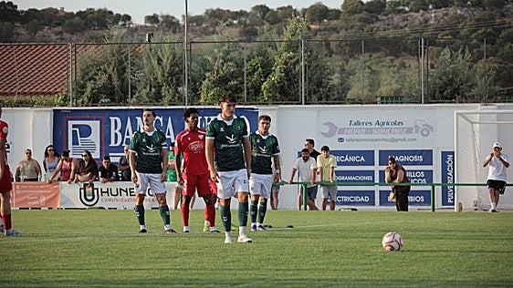 Cacereño y Gévora buscan un hueco en la final de la Copa Federación autonómica