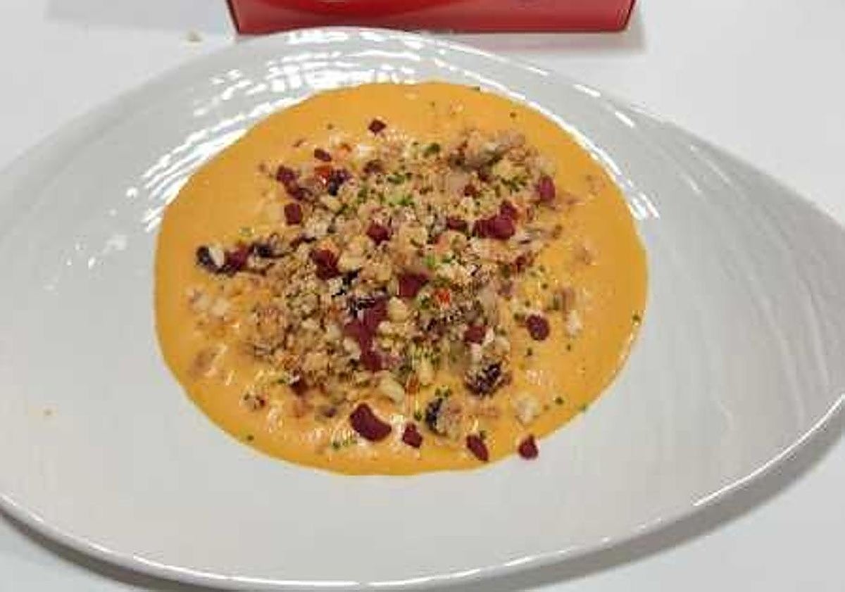 Migas con cerezas y pimentón