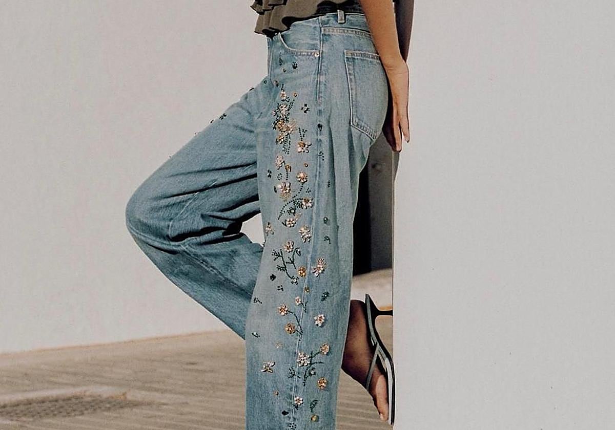 Ni bermudas ni shorts: los cinco vaqueros nuevos de Zara que estilizan, son cómodos y combinan con todo este verano