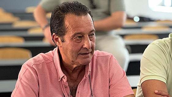 Alcalde de Casas de Miravete: «La concejala teletrabaja desde León y todo funciona perfectamente»