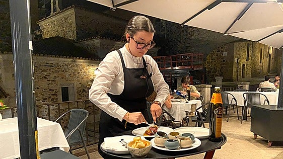 Un steak tartar en la Plaza Mayor
