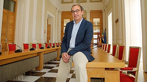 Rafael Mateos anuncia que repetirá como candidato a la Alcaldía de Cáceres en las elecciones de 2027