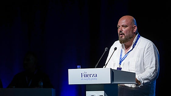 Gobernar la Diputación y frenar la despoblación, retos de Naharro al frente del PP pacense