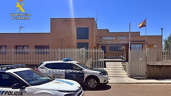Detenido un vecino de Orellana tras intentar atracar a punta de pistola un estanco del municipio