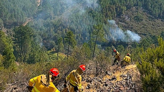 El incendio en Las Hurdes calcina 4.250 hectáreas