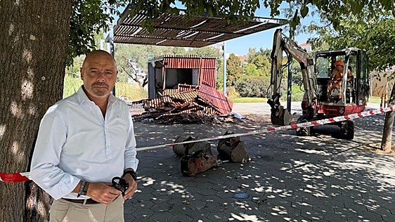 Comienza la obra para instalar aseos autolimpiables en los parques del Rodeo y del Príncipe