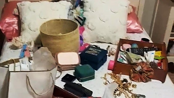 El alcalde de Casatejada sorprende a unos ladrones cuando desvalijaban su casa