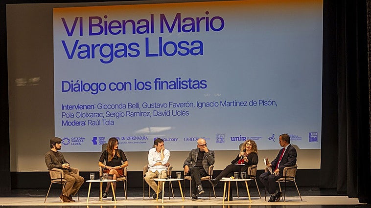 La Plataforma de Editoriales cuestiona que se dediquen 125.000 euros de dinero público al festival  'Escribidores' de Cáceres